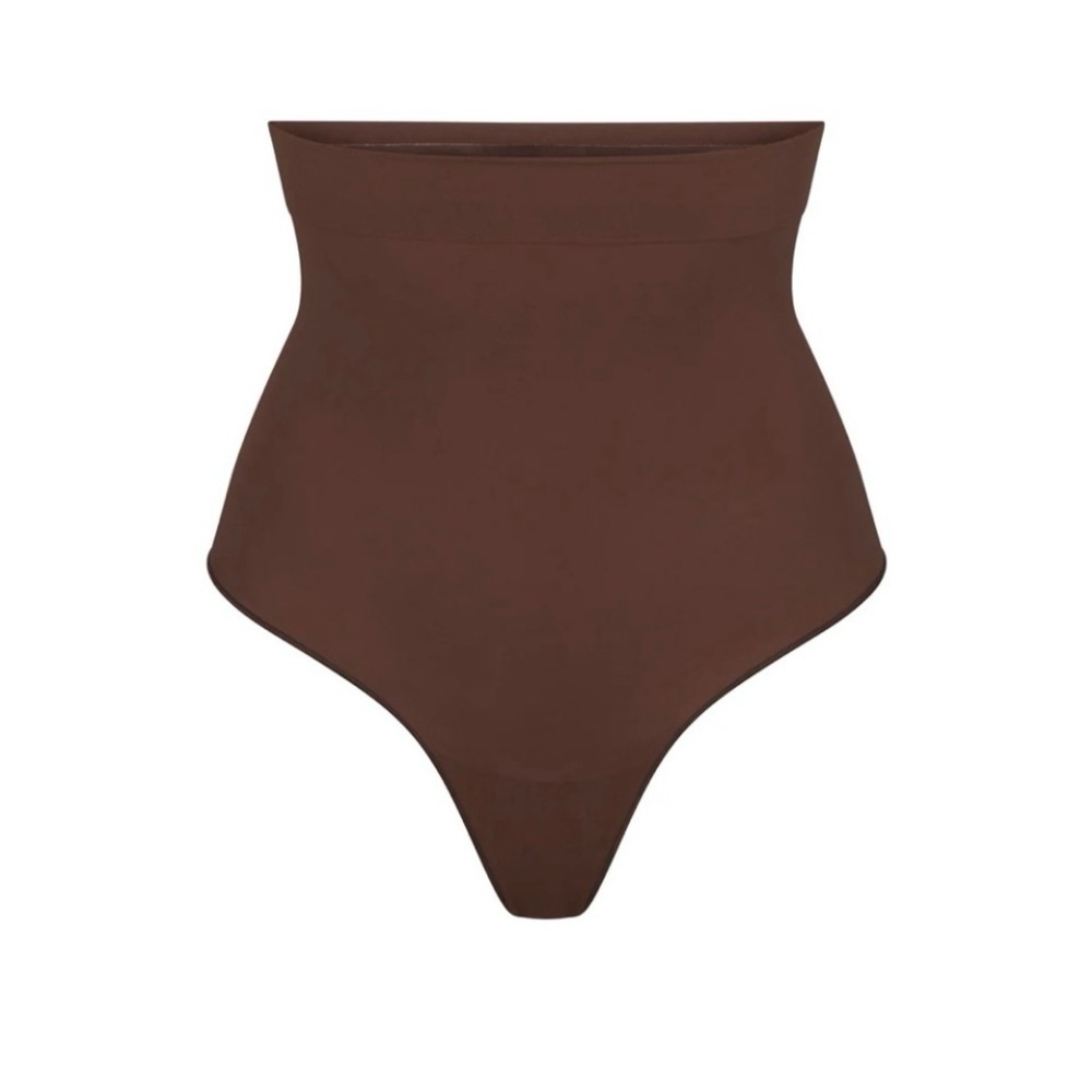 NWOT skims everyday sculpt high-waist thong